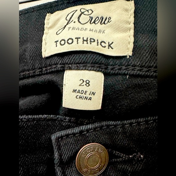 112 J.Crew | EUC Toothpick Stretchy True Black Jean (Size 28) - Picture 5 of 9